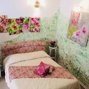 https://casa-alla-giudecca.sicilyhotelsitaly.net