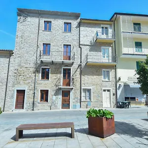 Guest house La Plaza